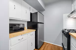 9208 W 140th St, Orland Park, IL 60462 - Photo 11