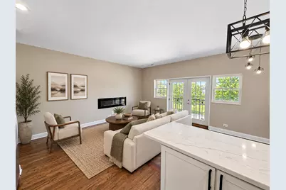 543 E 43rd Street #2E, Chicago, IL 60653 - Photo 3