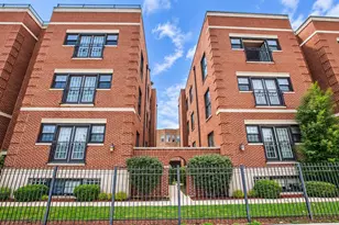 543 E 43rd St, Chicago, IL 60653 - Photo 1