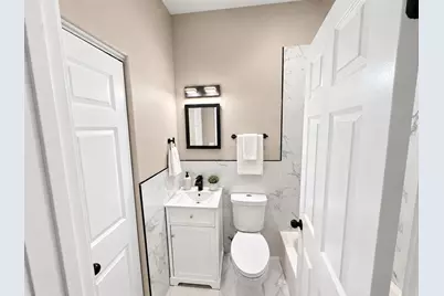 543 E 43rd Street #2E, Chicago, IL 60653 - Photo 7