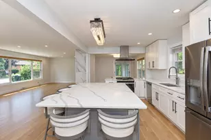 4754 W North Shore Ave, Lincolnwood, IL 60712 - Photo 17