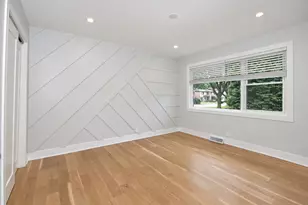 4754 W North Shore Ave, Lincolnwood, IL 60712 - Photo 35