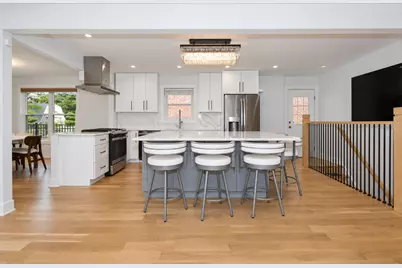 4754 W North Shore Avenue, Lincolnwood, IL 60712 - Photo 11