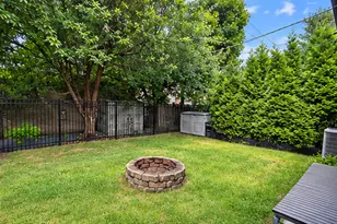 4754 W North Shore Ave, Lincolnwood, IL 60712 - Photo 9