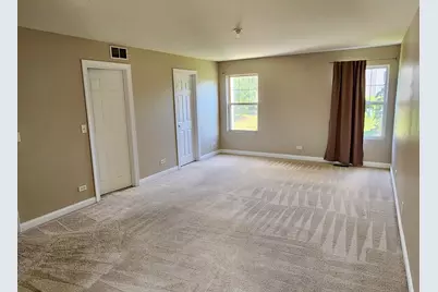1904 Cobblestone Drive #1904, Carpentersville, IL 60110 - Photo 17