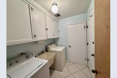 1610 E Dogwood Lane, Mount Prospect, IL 60056 - Photo 15