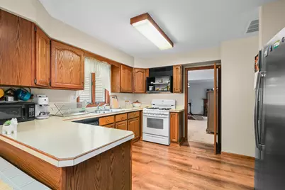 458 Patton Drive, Buffalo Grove, IL 60089 - Photo 11