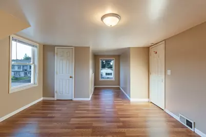 18843 W Deerpath Road, Grayslake, IL 60030 - Photo 13