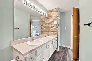 543 Silver Leaf Dr, Joliet, IL 60431 - Photo 15