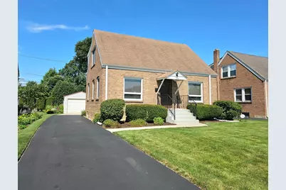 1014 S Summit Avenue, Villa Park, IL 60181 - Photo 1