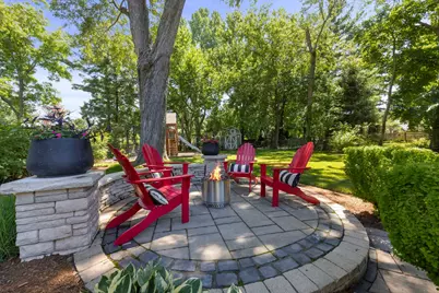 645 Hill Avenue, Glen Ellyn, IL 60137 - Photo 33