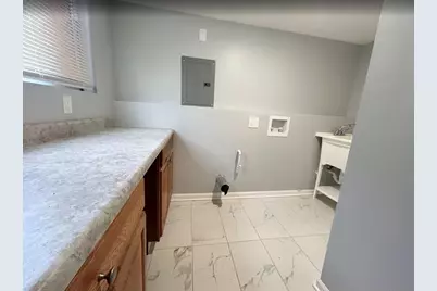 17933 Kedzie Avenue, Hazel Crest, IL 60429 - Photo 25