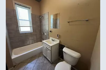 [Address not provided], Chicago, IL 60628 - Photo 17