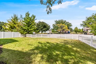 656 Kingsbrooke Crossing, Bolingbrook, IL 60440 - Photo 19