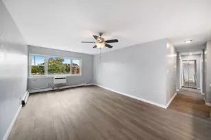 7854 S South Shore Dr, Chicago, IL 60649 - Photo 11