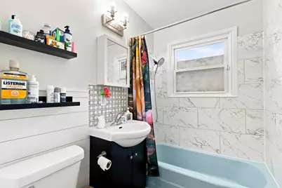 1672 Evergreen Avenue, Hanover Park, IL 60133 - Photo 9
