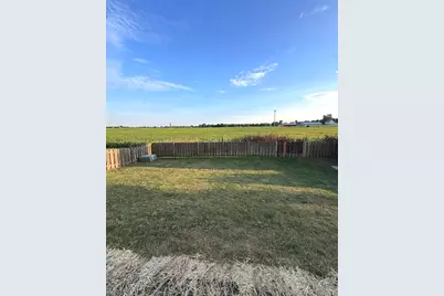 70 E Meadow Drive, Cortland, IL 60112 - Photo 21