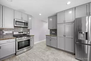 400 Spruce Ave, Bensenville, IL 60106 - Photo 15