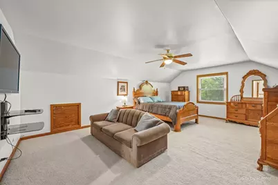 1775 Illinois Street, Roselle, IL 60172 - Photo 31