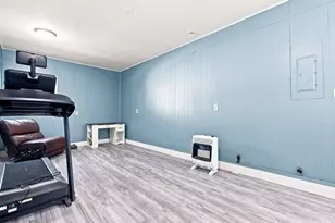 218 N Kansas St, Atwood, IL 61913 - Photo 19
