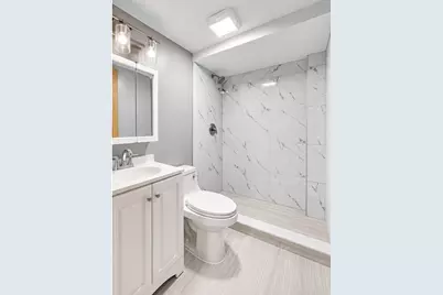 8635 Drake Avenue, Skokie, IL 60076 - Photo 5