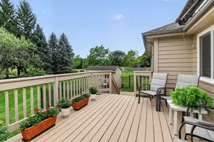 2189 Hidden Valley Dr, Naperville, IL 60565 - Photo 3