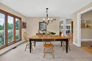 2189 Hidden Valley Dr, Naperville, IL 60565 - Photo 17