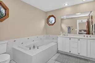 2189 Hidden Valley Dr, Naperville, IL 60565 - Photo 19