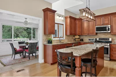 2189 Hidden Valley Drive, Naperville, IL 60565 - Photo 5