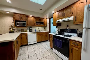 700 W Webster St, Clifton, IL 61727 - Photo 11