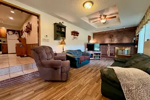 700 W Webster St, Clifton, IL 61727 - Photo 7