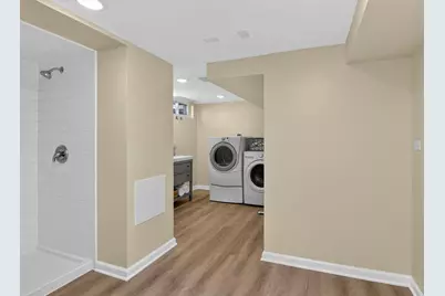 211 S Dorchester Avenue, Wheaton, IL 60187 - Photo 21