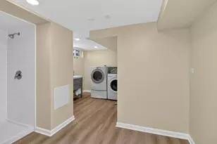 211 S Dorchester Ave, Wheaton, IL 60187 - Photo 21