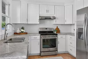 211 S Dorchester Ave, Wheaton, IL 60187 - Photo 9