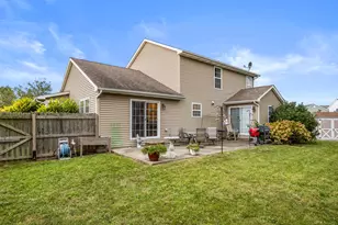 3908 Rockdale Dr, Champaign, IL 61822 - Photo 5