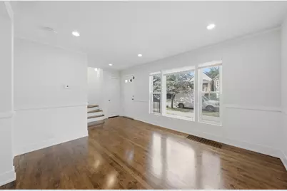 9137 S Essex Avenue, Chicago, IL 60617 - Photo 7