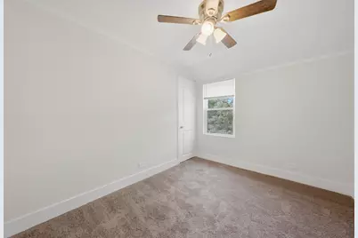 9137 S Essex Avenue, Chicago, IL 60617 - Photo 19