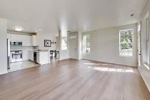 1586 Matthew Dr, Algonquin, IL 60102 - Photo 5