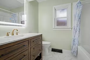 608 E Payson St, Pontiac, IL 61764 - Photo 3