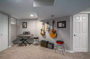 9129 Mango Ave, Morton Grove, IL 60053 - Photo 19