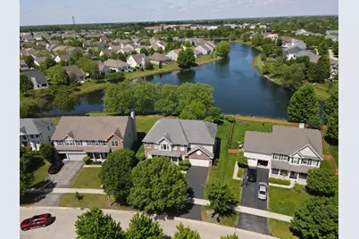 815 Preston Lane, Oswego, IL 60543 - Photo 3