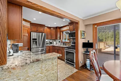 9138 Belleforte Avenue, Morton Grove, IL 60053 - Photo 15