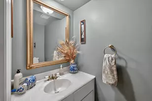 1113 Loughborough Ct, Wheaton, IL 60189 - Photo 15