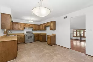 15551 Frances Ln, Orland Park, IL 60462 - Photo 21