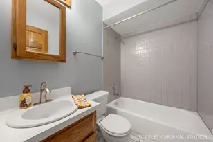 526 E Highland Ave, Villa Park, IL 60181 - Photo 15