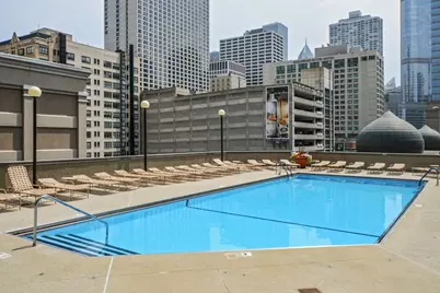 10 E Ontario Street #4205, Chicago, IL 60611 - Photo 19