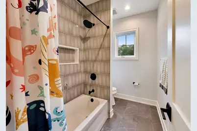 1947 Summerton Place, Northbrook, IL 60062 - Photo 29