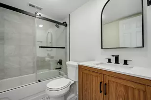 702 Waukegan Rd, Glenview, IL 60025 - Photo 15