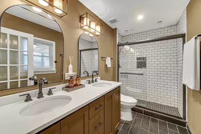 1072 Brantwood Avenue, Elk Grove Village, IL 60007 - Photo 17