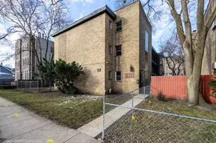 7420 N Winchester Ave, Chicago, IL 60626 - Photo 1